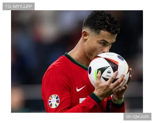 葡萄牙B费核心作用凸显 C罗缺席时承担组织重任